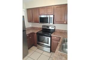 6710 121ST AVENUE, LARGO, FL 33773 - MLS#MFRTB8447808