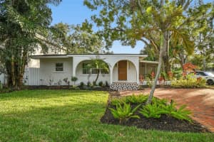 3320 W Villa Rosa St, TAMPA