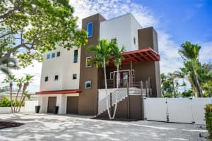 10206 4TH STREET, TREASURE ISLAND, FL 33706 - MLS#MFRTB8447858