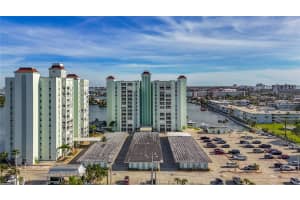 400 64TH AVENUE, ST PETE BEACH, FL 33706 - MLS#MFRTB8447925