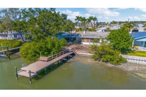 7932 2ND AVENUE, ST PETERSBURG, FL 33707 - MLS#MFRTB8447994