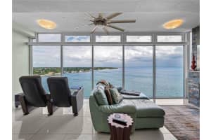 7200 SUNSHINE SKYWAY LANE, ST PETERSBURG, FL 33711 - MLS#MFRTB8448014