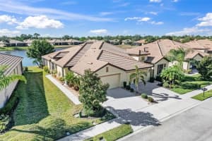 5438 SUNSET FALLS DRIVE, APOLLO BEACH, FL 33572 - MLS#MFRTB8448016