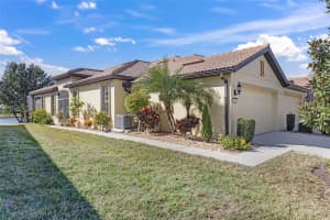 5438 SUNSET FALLS DRIVE, APOLLO BEACH, FL 33572 - MLS#MFRTB8448016