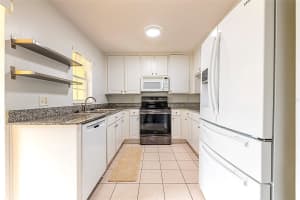 170 COQUINA BAY DRIVE, ST PETERSBURG, FL 33705 - MLS#MFRTB8448028