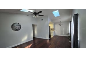 4585 LIGHTHOUSE CIRCLE, ORLANDO, FL 32808 - MLS#MFRTB8448031