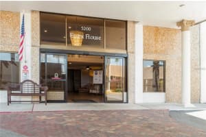 5200 BRITTANY DRIVE, ST PETERSBURG, FL 33715 - MLS#MFRTB8448144