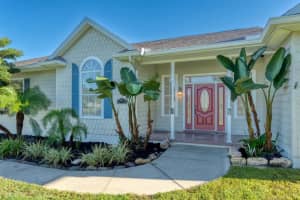 37015 WALDO DRIVE, DADE CITY, FL 33525 - MLS#MFRTB8448189