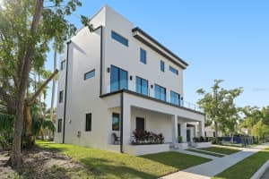 2320 NORTH B STREET, TAMPA, FL 33609 - MLS#MFRTB8448204