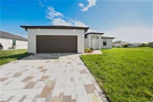 2458 9TH TERRACE, CAPE CORAL, FL 33993 - MLS#MFRTB8448214