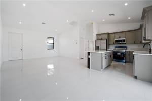 2458 9TH TERRACE, CAPE CORAL, FL 33993 - MLS#MFRTB8448214