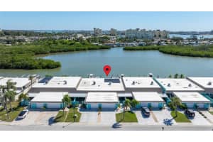 328 BOCA CIEGA POINT BOULEVARD, ST PETERSBURG, FL 33708 - MLS#MFRTB8448237