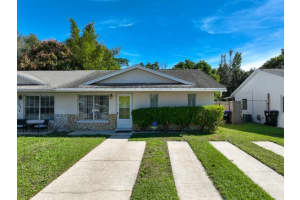 727 QUAIL HOLLOW DRIVE, ORLANDO, FL 32825 - MLS#MFRTB8448269