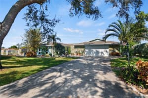 5173 Horseshoe Pl, ST PETERSBURG