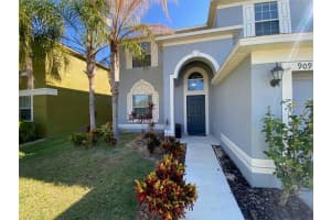 909 MEADOW GLADE DRIVE, RUSKIN, FL 33570 - MLS#MFRTB8448356