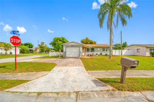 9493 55TH STREET, PINELLAS PARK, FL 33782 - MLS#MFRTB8448361