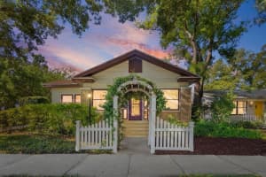 1104 12th St, ST PETERSBURG 1104 12th St, ST PETERSBURG