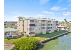 399 150TH AVENUE, MADEIRA BEACH, FL 33708 - MLS#MFRTB8448411