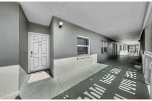 7321 CENTRAL AVENUE, ST PETERSBURG, FL 33710 - MLS#MFRTB8448436