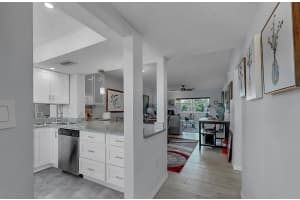 7321 CENTRAL AVENUE, ST PETERSBURG, FL 33710 - MLS#MFRTB8448436