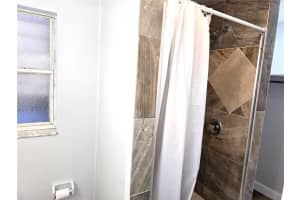 905 PARK ROAD, PLANT CITY, FL 33563 - MLS#MFRTB8448447