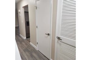 11241 CEDAR HOLLOW LANE, TAMPA, FL 33618 - MLS#MFRTB8448512