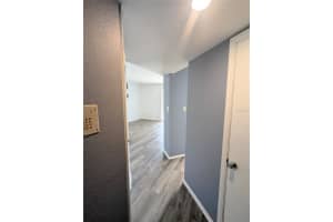 8702 MALLARD RESERVE DRIVE, TAMPA, FL 33614 - MLS#MFRTB8448558