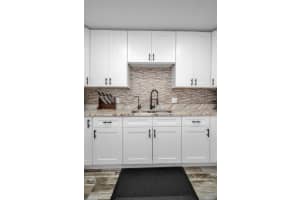 557 77TH AVENUE, ST PETE BEACH, FL 33706 - MLS#MFRTB8448567