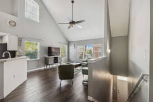 10462 WHITE LAKE COURT, TAMPA, FL 33626 - MLS#MFRTB8448591