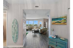 670 ISLAND WAY, CLEARWATER BEACH, FL 33767 - MLS#MFRTB8448613