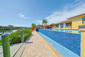 914 CHIPAWAY DRIVE, APOLLO BEACH, FL 33572 - MLS#MFRTB8448642