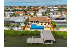 914 CHIPAWAY DRIVE, APOLLO BEACH, FL 33572 - MLS#MFRTB8448642