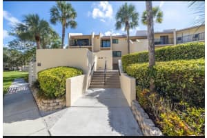 7520 SUNSHINE SKYWAY LANE, ST PETERSBURG, FL 33711 - MLS#MFRTB8448650