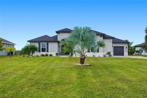 5218 LAKE VENICE DRIVE, WIMAUMA, FL 33598 - MLS#MFRTB8448695