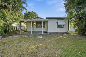 533 38TH AVENUE, ST PETERSBURG, FL 33704 - MLS#MFRTB8448712