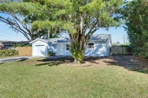 527 FOX RUN TRAIL, APOLLO BEACH, FL 33572 - MLS#MFRTB8448728