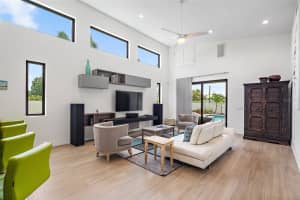 2500 4TH AVENUE, ST PETERSBURG, FL 33712 - MLS#MFRTB8448738