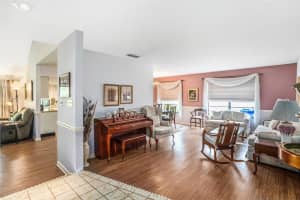 3335 FOXRIDGE CIRCLE, TAMPA, FL 33618 - MLS#MFRTB8448789