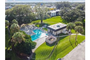 122 KINGS AVENUE, BRANDON, FL 33510 - MLS#MFRTB8448798