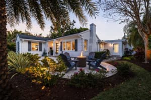 176 25TH AVENUE, ST PETERSBURG, FL 33704 - MLS#MFRTB8448858