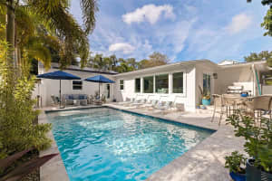 176 25TH AVENUE, ST PETERSBURG, FL 33704 - MLS#MFRTB8448858