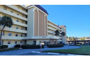 4650 COVE CIRCLE, ST PETERSBURG, FL 33708 - MLS#MFRTB8448982