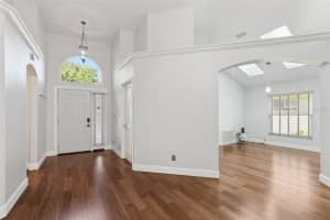 10211 OASIS PALM DRIVE, TAMPA, FL 33615 - MLS#MFRTB8449029