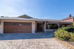 2995 Lake Saxon Dr, LAND O LAKES