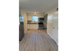 725 21ST AVENUE, ST PETERSBURG, FL 33705 - MLS#MFRTB8449062