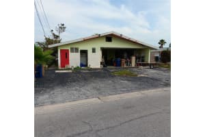 439 129th Ave E, MADEIRA BEACH