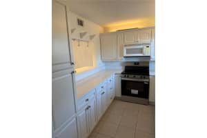 7420 BAY ISLAND DRIVE, SOUTH PASADENA, FL 33707 - MLS#MFRTB8449222