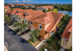 17 FRANKLIN COURT, ST PETERSBURG, FL 33711 - MLS#MFRTB8449272