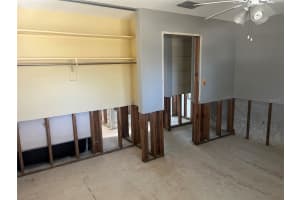 1898 DOLPHIN BOULEVARD, ST PETERSBURG, FL 33707 - MLS#MFRTB8449311