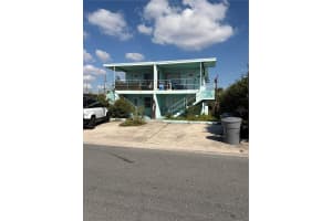 11425 1st St E #1, TREASURE ISLAND